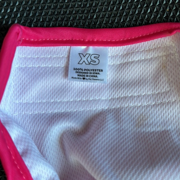Reusable Dog diaper in size extra small: 1 bright pink - Picture 10 of 11